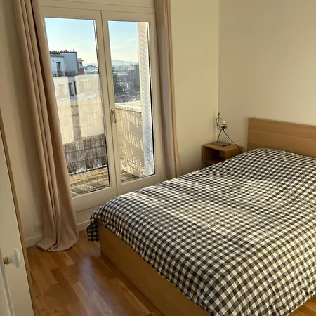 Sur Les Toits De Apartment *